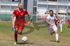 Kreisliga - Saison 2022/2023 - Türk.SV Ingolstadt - DJK Ingolstadt - Mathias Habricht rot Türk SV Ing.- Halil Akinci weiss DJK Ingolstadt - Foto: Meyer Jürgen
