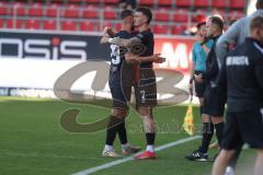 3. Liga - Saison 2024/25 - FC Ingolstadt 04 - SV Wehen Wiesbaden - David Kopacz (Nr.29 - FCI) wird ausgewechselt - Dennis Borkowski (Nr.7 - FCI)  - XXXXX - Foto: Meyer Jürgen