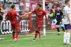 3. Liga; FC Ingolstadt 04 - Erzgebirge Aue; Tor Jubel Treffer 1:0 Fredrik Carlsen (8, FCI) Yann Sturm (7, FCI) Torwart Lord Louis (22 Aue)