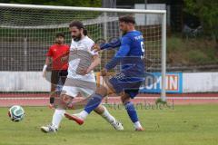 Kreisklasse - Saison 2025/26- MTV Ingolstadt - VFB Kipfenberg - Pablo Ovalle Martinez weiss MTV - Avni Avdijaj blau Kipfenberg - Foto: Meyer Jürgen