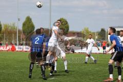 Kreisliga - Saison 2022/2023 - TSV Gaimersheim - FC Sandersdorf - Lucas Goetz weiss Gaimersheim - Andreas Winkler #2 blau Sandersdorf. -Foto: Meyer Jürgen