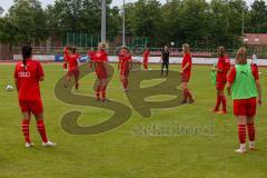 DFB Pokal Frauen Runde 1- Saison 2020/2021 - FC Ingolstadt 04 - SG99 Andernach - Die Spielerinnen beim warm machen - Foto: Meyer Jürgen