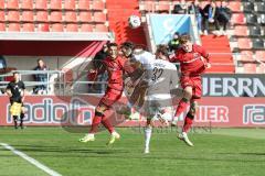 3. Liga; FC Ingolstadt 04 - 1. FC Saarbrücken; Kopfball Frederik Christensen (11, FCI) Bormuth Robin (32 FCS) Fredrik Carlsen (8, FCI)