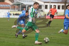 Landesliga - Saison 2025/26 - SV Manching - VFB Durach - Fabian  Neumayer (Nr.9 - SV Manching) -  Gruber Christoph blau Durach - Foto: Meyer Jürgen