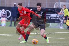 A - Junioren Bundesliga Süd/Südwest -  Saison 2021/2022 - FC Ingolstadt 04 - Eintracht Frankfurt - Perconti Jonas (#2 FCI) - Foto: Meyer Jürgen