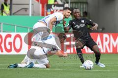 DFB Pokal; FC Ingolstadt 04 - SV Darmstadt 98; Moussa Doumbouya (27, FCI) Gjasula Klaus (23 SVD) Schnellhardt Fabian (8 SVD)