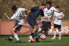 A-Klasse -  Saison 2026/27 - TSV Mailing-Feldkirchen - VFB Friedrichshofen - Roin Koblianidze blau Mailing - Florian Winter weiss Friedrichshofen rechts - Sebastian Ulrich weiss Friedrichshofen #8 - Foto: Meyer Jürgen