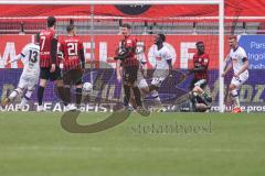 3. Liga; FC Ingolstadt 04 - VfL Osnabrück; 1:3 Tor für Osnabrück Engelhardt Erik (9 VfL) Torwart Marius Funk (1, FCI) keine Chance