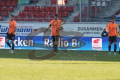 2024_1_20 - 3. Liga - Saison 2023/24 - HallescherFC - FC Ingolstadt 04 -  - Lukas Fröde (Nr.34 - FC Ingolstadt 04) - Simon Lorenz (Nr.32 - FC Ingolstadt 04) - Ryan Malone (Nr.16 - FC Ingolstadt 04) nach dem 2.1 Führungstreffer durch Hallersche FC - enttäu