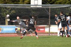 Bezirksliga - Saison 2022/2023 - FC Fatih Ingolstadt - FSV Pfaffenhofen - Der 1:1 Ausgleichstreffer durch Peter Veit #27 Fatih - Niklas Leitermann Torwart Pfaffenhofen - jubel - Foto: Meyer Jürgen