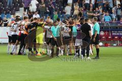 3.Liga - Saison 2022/2023 - VFL Osnabrück - FC Ingolstadt 04 - Das Spiel ist aus - Jubel - Foto: Meyer Jürgen