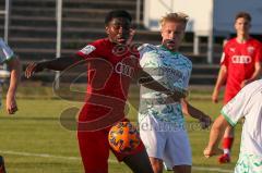 A-Junioren Bundesliga Süd/Südwest - Saison 2021/22 - FC Ingolstadt 04  - SpVgg Greuther Fürth - Udebuluzor Michael rot FCI  - Foto: Jürgen Meyer