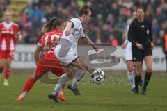 DFB -Pokal Frauen - Saison 2025/26 - FC Ingolstadt 04 Frauen - FC Bayern München - Naschenweng Katharina rot Bayern - Lea Wolski (Nr.5 - FC Ingolstadt Frauen I) - Foto: Meyer Jürgen