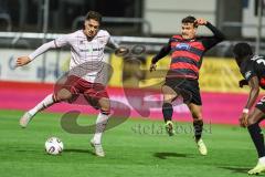 3. Liga; FC Viktoria Köln - FC Ingolstadt 04; Dennis Kaygin (10, FCI) Zweikampf Kampf um den Ball Münst Leonhard (5 VK)