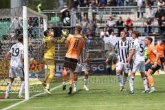 3. Liga; SV Sandhausen - FC Ingolstadt 04; Tor Jubel Treffer Sebastian Grönning (11, FCI) Torwart Königsmann Timo (22 SVS)