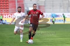 3. Liga; FC Ingolstadt 04 - Rot-Weiss Essen; David Kopacz (29, FCI) Kefkir Oguzhan ( RWE)