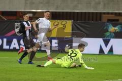 3. Liga - SC Verl - FC Ingolstadt 04 - Pfostentreffer, Stefan Kutschke (30, FCI) Jürgensen Lasse (19 Verl) Torwart Brüseke Robin (32 Verl) keine Chance