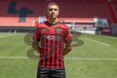 Nikola Stevanovic (15, FCI) ; FC Ingolstadt 04; 3.Liga, Porträttermin 2022/2023,