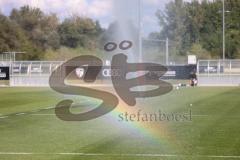 Freundschaftsspiel - Saison 2022/2023 - FC Ingolstadt 04 -  SpVgg Bayreuth - Regenbogen - Wasser - Rasen - Spielfeld - Bewässern - Regen - Foto: Meyer Jürgen