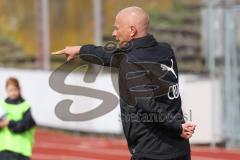 2. Frauen-Bundesliga - Saison 2021/2022 - FC Ingolstadt 04 - SV Henstedt-Ulzburg - Thorsten Splieth Co-Trainer (FCI) gibt Anweisungen - Foto: Meyer Jürgen