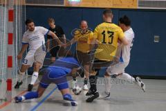 Hallenturnier MTV Ingolstadt - Saison 2025/26 - Reichertshofen - TSV Lichtenau - Efe Bulut weiss Reichertshofen - Steven Spieß gelb Lichtenau  - Maximilian Oswald TW Lichtenau - Foto: Meyer Jürgen