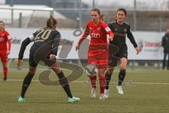 2. Frauen-Bundesliga - Saison 2021/2022 - FC Ingolstadt 04 - FC Bayern München II - Reischmann Stefanie (#21 FCI) - Kappes Jana schwarz München - Foto: Meyer Jürgen