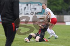 2. Bundesliga Frauen - Saison 2024/25 - FC Ingolstadt 04 Frauen - FSV Gütersloh - Wolski Lea (Nr.5 - FCI Frauen) - Wisniewski Lucy weiss Gütersloh - Foto: Meyer Jürgen