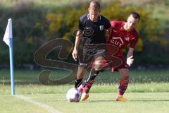 Kreisklasse - Saison 2023/2024 -SV Zuchering - SV Oberstimm - Julian Weidinger schwarz Oberstimm - Lukas Högele rot Zuchering - Foto: Meyer Jürgen