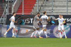 3. Liga; FC Ingolstadt 04 - TSG Hoffenheim II; Tor Jubel Treffer nach 47 Sekunden 0:1, Lässig Valentin (6 TSG) mit #f49#Max Besuschkow (17, FCI)