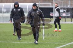 3. Liga; FC Ingolstadt 04 - Neuer Trainer Cheftrainer Guerino Capretti (FCI), erstes Training und links Co-Trainer Thomas Miller (FCI)