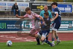 Bezirksliga - Saison 2025/26- TSV Gaimersheim - SpVgg Kammerberg - Christof Pihale blau Kammerberg - Nico von Swiontek Brzezinski (Nr.17 - TSV Gaimersheim) - Foto: Meyer Jürgen