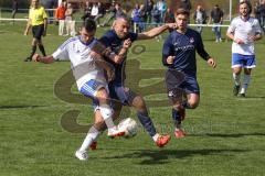 Kreisklasse - SV Hundszell - SV Zuchering - Linus Appel #27 weiss Hundszell - Stefan Hoffmann blau Zuchering - Foto: Jürgen Meyer