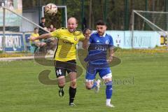 Kreisliga - Saison 2022/2023 - TSV Oberhaunstadt - FC Hitzhofen - Robert Schulz gelb Hitzhofen - Baran Cakir blau Oberh.stadt - Foto: Meyer Jürgen