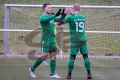 Testspiel - Fußball - SV Manching - VFR Neuburg/Donau  - Der 3:1 Führungstreffer durch Benedikt Vollnhals (#9 Manching)  - jubel - Rainer Meisinger (#19 Manching) - Foto: Jürgen Meyer