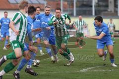 Landesliga - Saison 2025/26 - SV Manching - VFB Durach - Fabian  Neumayer (Nr.9 - SV Manching) - Gruber Christoph blau Durach  - Foto: Meyer Jürgen