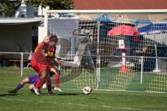 Kreisliga - Saison 2026/27 - TSV Großmehring - SV Kasing - Maximilian Förstl TW Großmehring - Mathias Habricht mitte Kasing rot - Elias Ewerling rot Kasing - Foto: Meyer Jürgen
