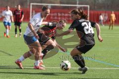 2. Bundesliga Frauen - Saison 2024/25 - FC Ingolstadt 04 Frauen - SC Sand - Wolski Lea (Nr.5 - FCI Frauen) - Fischer Leni weiss Sand - Stefanie Reischmann (Nr.24 - FCI Frauen) - Foto: Meyer Jürgen