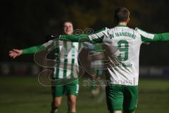 Landesliga - Saison 2025/26 - SV Manching - TSV Hollenbach - Der 1:0 Treffer durch Sebastian Graßl (Nr.10 - SV Manching) - jubel - Fabian  Neumayer (Nr.9 - SV Manching) - XXXXX - Foto: Meyer Jürgen