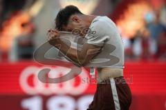 3. Liga - Saison 2026/27 - FC Ingolstadt 04 - Alemannia Aachen - Jonas Oehmichen (Nr.44 - Alemannia Aachen) wird gefoult von Elias Decker (Nr.4 - FCI) - rote Karte für Elias Decker (Nr.4 - FCI) - XXXXX - Foto: Meyer Jürgen