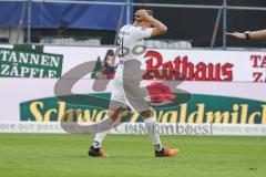 2.BL; Karlsruher SC - FC Ingolstadt 04; Chance verpasst Tobias Schröck (21, FCI) ärgert sich