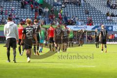 3.Liga - Saison 2022/2023 - SC Freiburg II - FC Ingolstadt 04 - Die Mannschaft bedankt sich bei den Fans -  Enttäuschung - - Foto: Meyer Jürgen