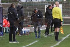 3. Liga - VfB Lübeck - FC Ingolstadt 04 - Cheftrainer Tomas Oral (FCI) lässt den Kopf hängen