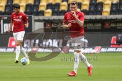 2.BL; Dynamo Dresden - FC Ingolstadt 04, Warmup Dennis Eckert Ayensa (7, FCI)