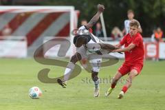 Toto-Pokal - VfB Forstinning - FC Ingolstadt 04; Obed Ugondu (17, FCI) Zweikampf Kampf um den Ball Milicevic, Karlo (32)