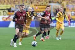 3. Liga; FC Ingolstadt 04 - SG Dynamo Dresden; Julian Kügel (31, FCI) Kraulich Tobias (33 DD)