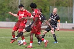 Bezirksliga - Saison 2025/26 - FC Fatih Ingolstadt - TSV Rohrbach - Muhammedcan Tural rot Fatih - Nico Elfinger schwarz Rohrbach - Foto: Meyer Jürgen