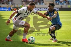 3. Liga - Saison 2026/27 - 1. FC Saarbrücken - FC Ingolstadt 04  - Keanan Bennetts (Nr.18 - FCI) - Kelsey Owusu (Nr.31 - Saarbrücken) - Foto: Meyer Jürgen