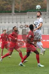 3. Liga; TSV Havelse - FC Ingolstadt 04; Lukas Fröde (34, FCI) Zweikampf Kampf um den Ball Nduka Donald (27 TSV)