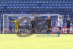 3. Liga - 1. FC Magdeburg - FC Ingolstadt 04 - Torwart Fabijan Buntic (24, FCI) feuert seine Team kollegen an nach dem Gegentor