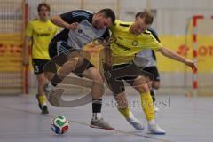 Lotto Bayern Hallencup - Saison 2024/25 - FC Hitzhofen/Oberzell - TSV Ober./Unterhaunstadt- Nico Seitz gelb Hitzhofen  - Baris Soysal grau Ober/Unterhaunstadt  - Foto: Meyer Jürgen